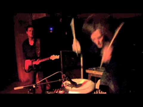 YREF:BLUM  'Das Paradies des Fleisches/ à dada'