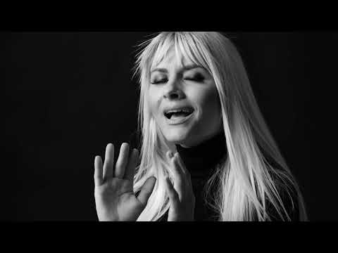 Iana Novac  - Mi-e dor (Official Video)