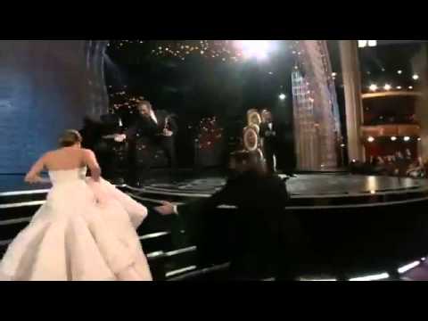 Jennifer Lawrence falls DOWN 2013 Oscars Academy Awards