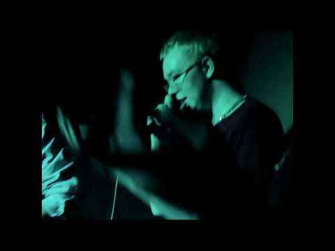 01. cheatz - ile warty jestem? (prod.cheatz)