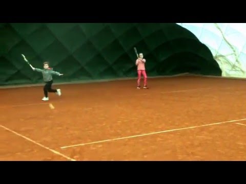 Oliver a Saška tenis