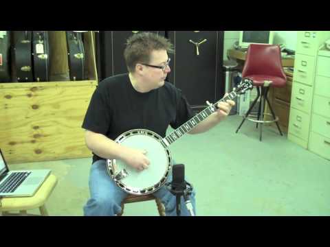 Ned Luberecki Playing the Kel Kroydon KK-250 Banjo
