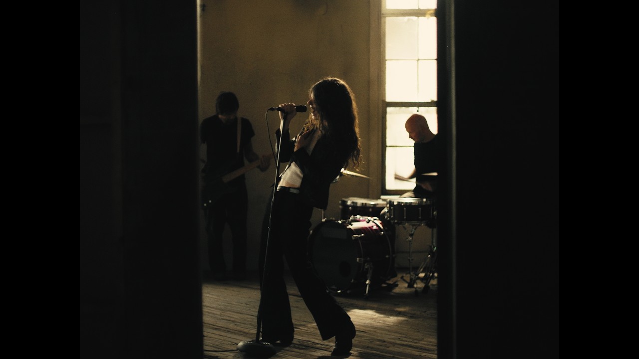 Sawyer Hill - Alibi (Official Video) - YouTube