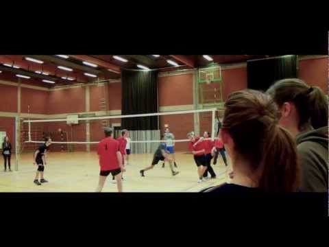 Volleybal 6de jaars VS. leraren