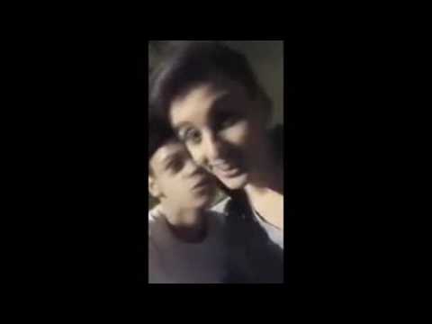 Vaza vídeo do apresentador Dudu Camargo beijando homem