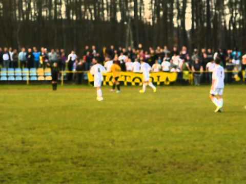 Doping kibiców Victorii Kałuszyn w Mrozach. 27.10.2013