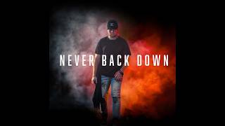 Download lagu Micah Ariss - Never Back Down (feat. Garrett & the Gray) [ Lyric Video] mp3