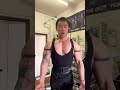 胸の筋トレ!ダンベルクロスオーバー。#shorts #bodybuilding #筋トレ