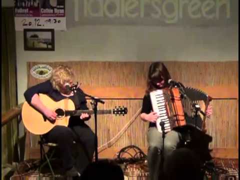 Anna Massie & Mairearad Green (Sco) - Bells