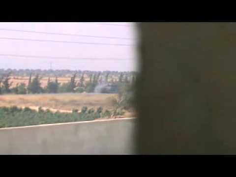 اقتحام معرة مصرين في محافظة إدلب بواسطة الدبابات من قبل قوات النظام