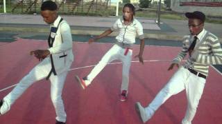 FEARLESS DANCERS JA FEATURING KEMSTAR DOMINANT FROM DOMINANT TEAM JA harbour view (CHIRSTMAS SWING).