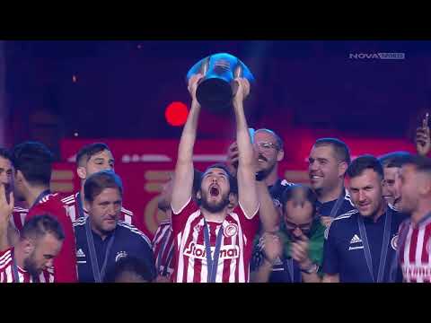 FC Olympiakos Pireu celebration