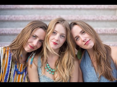 T Sisters - "I Have A Hammer" (Live)