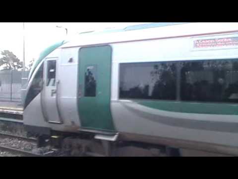 IE class 22000 number 22214/22314 leaves Athlone with tone