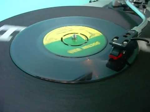 patsy & lynn tait   a man is two faced