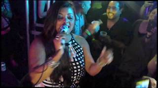 Change On Me - Cynthia (live in Chicago)