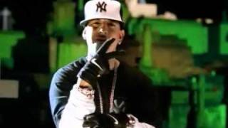 Daddy Yankee cantando rap