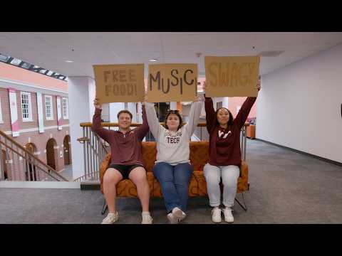 Free Pizza + HokieBird?! Thank a Donor Day at Virginia Tech