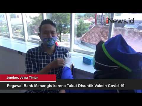 Pegawai Bank di Jember Menangis saat Disuntik Vaksin Covid-19