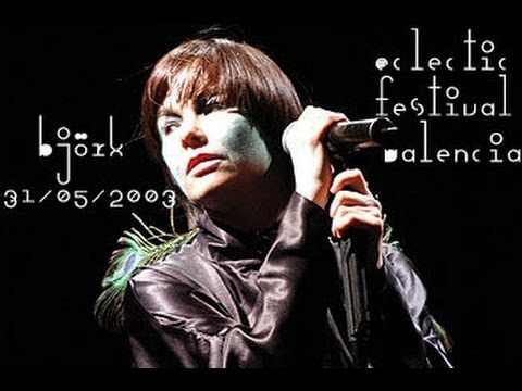 Bjork - 16). Pluto  (Live At Eclectic Festival, Valencia, Spain, 31-05-2003)
