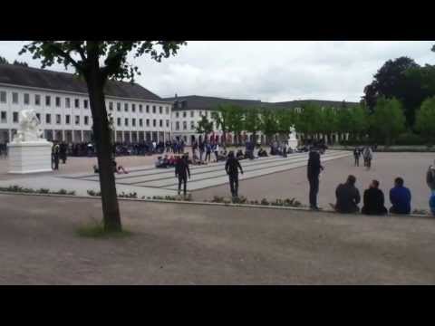 11.05.2013 KSC-Hansa Rostock Aufstiegsmarsch zum Stadion
