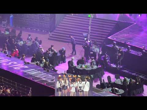 190115 BTS,SEVENTEEN,Wanna One reaction to GFRIEND(여자친구) & Eunha speech @SMA 2019.