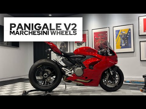 Panigale V2 Gets Marchesini Forged Wheels