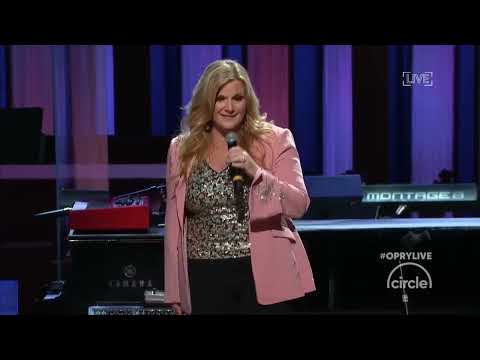 She's in Love With the Boy - Trisha Yearwood (Opry 5000)