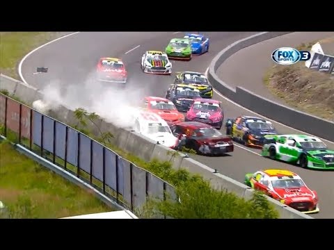 NASCAR FedEx Challenge 2019. Autódromo de Quéretaro. Restart Crashes - RNW | RacingNewsWorldwide.com | Your latest racing news