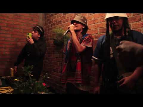 Eskimo Attak meets Ras Mexica