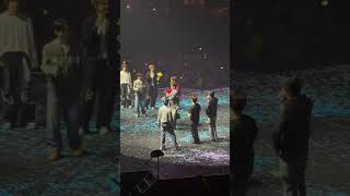 Download lagu CXM dancing on 'Worth it' 🔥 in seventeen 'NEW_' concert Austin 😍 mp3