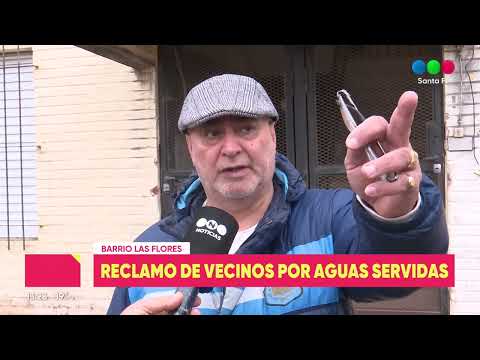 Vecinos de barrio Las Flores realizan reclamo por aguas servidas