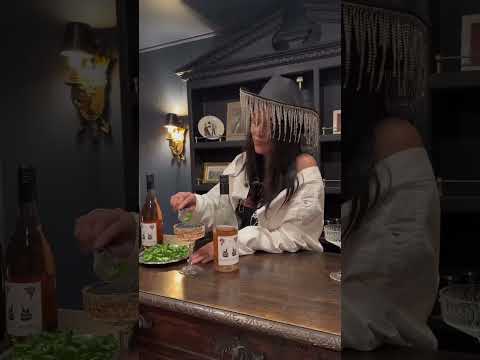 Say hello to Napa's newest speakeasy: Bonita Bonita wines 🥂 #california #wine #napavalley #travel