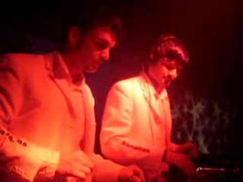 HOT BANANAS LIVE @ FROM DISCO TO DISCO Weißwasser 26.5.2007