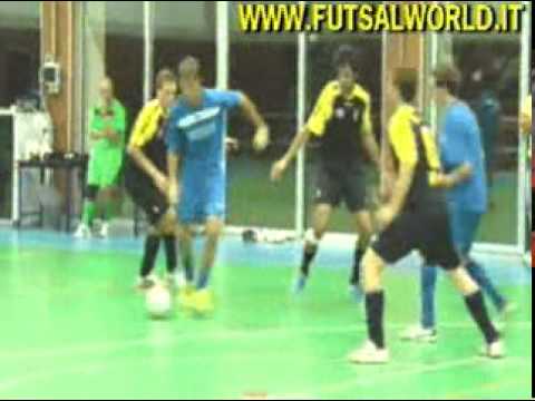 1/9/11 Futsal : highlights !!! .............. Metropolis VS FC Bergamo Calcetto