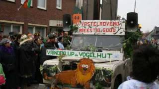 preview picture of video 'Optocht Blerick 2007 carnaval (vastelaovend in Venlo)'