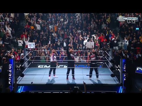 Jey Uso se vuelve a unir a Roman Reigns & Jimmy Uso - WWE Smackdown 01/11/2024 (En Español)