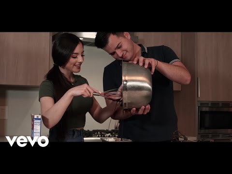 La Arrolladora Banda El Limón De René Camacho - Cómo Te Olvido