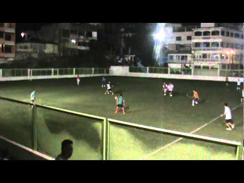 Gol de Luis Bello.MPG