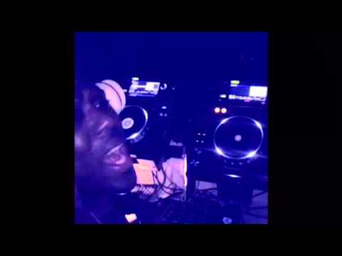 Last night in Shoreditch Mo George da EastEnder Dj set! Mad4 Hoxton Pony