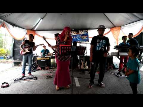Real Band - (Iva & Ezad ~ Dua Insan)