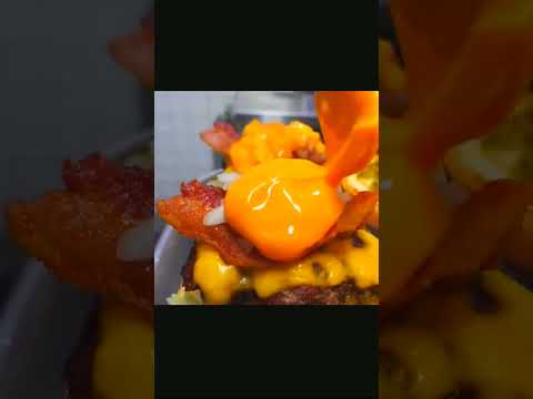 homemade deep cheese sauce! deep cheese bacon double burger 252 #short #food #koreanstreet