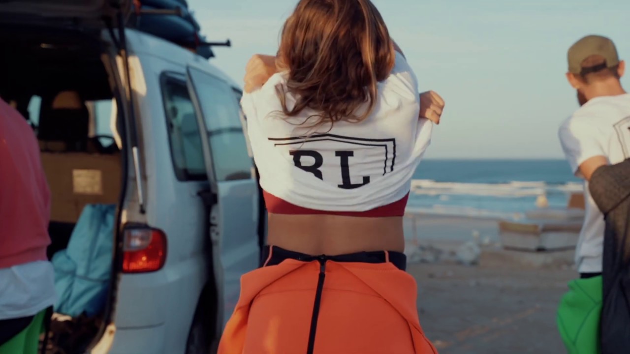 Video: Flexibele surfvakantie in Tocha – surf house Portugal