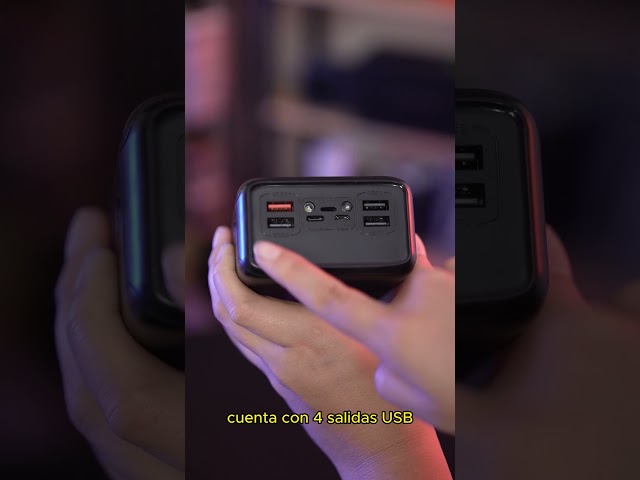 Vídeo relacionado con 50000mAh Power Bank con Cable Incorporado: Batería Externa de Carga rápida de 22.5W con Gran Capacidad, Cargador portátil con Linterna LED y 7 Salidas y 3 entradas-Blanco