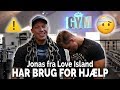 TRÆNER BEN MED JONAS FRA LOVE ISLAND! 150 reps bare i første øvelse! 😆
