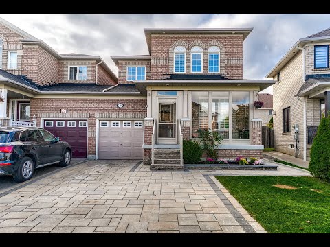 29 Convoy Crescent, Maple Home for Sale - Real Estate Properties for Sale