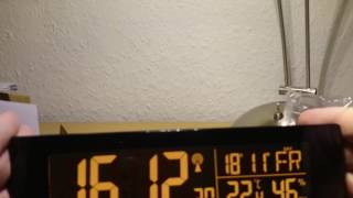 Pearl / Infactory Tisch Funkwecker mit Farbwechsel und USB Port Teil 2