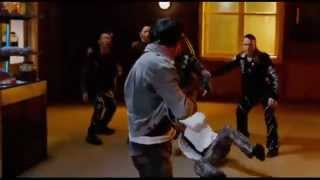 Tony Jaa The Protector - Stairs fight (Tom Yum Goong)