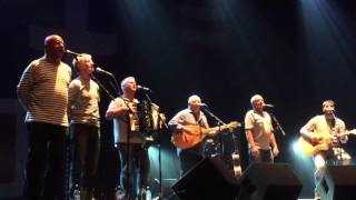 oPort Isaac&#39;s Fisherman&#39;s Friends singing Bold Riley at Plymouth Pavilions 2015