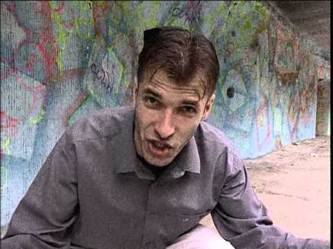 Sohase nézd a bőre színét - Pintér Béla